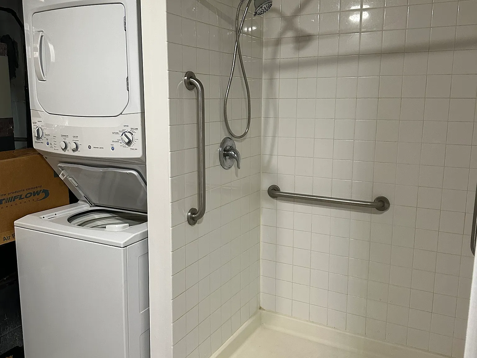 3 bed, 1300 sqft, $2,000 — Photo 4