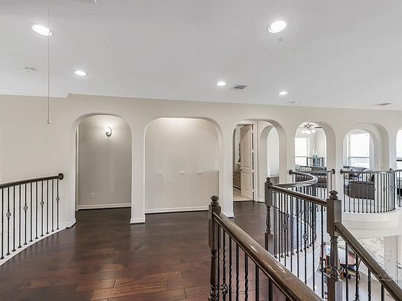 5th image of 29214 Teal Laurel Dr