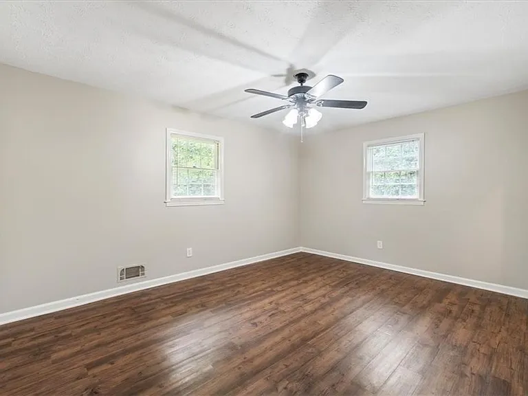 5146 Bramblewood Dr — Photo 19