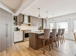 157 SW Chaparral Ct SE, Calgary, AB T2X 3L6