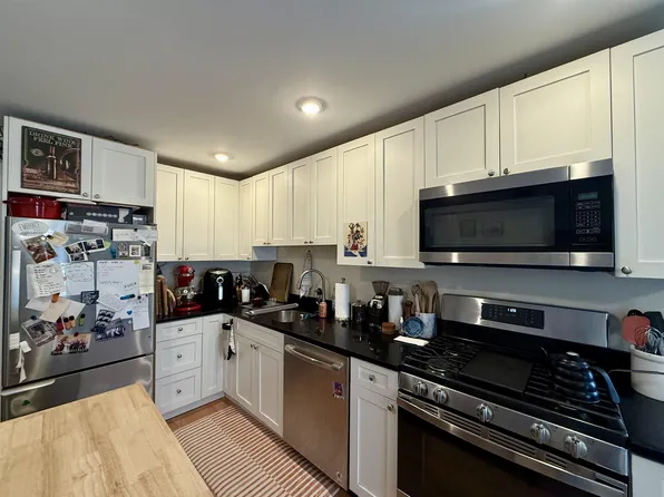 10 Putnam St, Somerville, MA