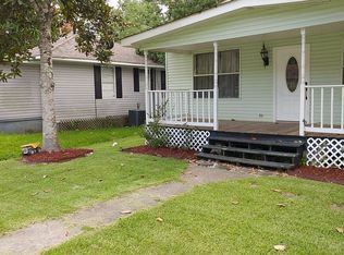 319 N Steele Ave, Picayune, MS 39466