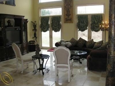5th image of 3823 Foxthorn Ct