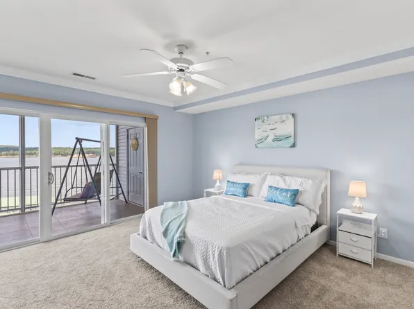 1359 Seascape Ln Unit 404, Osage Beach, MO 65065