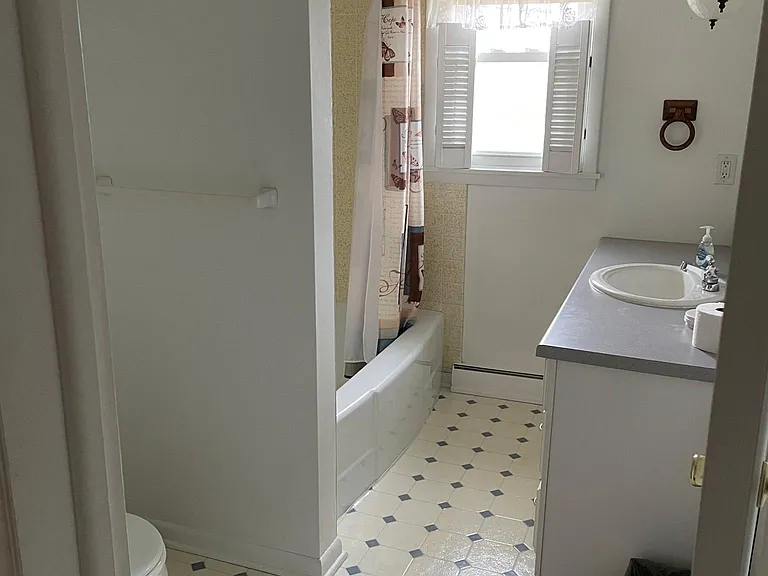 1716 Monterey Ct — Photo 9