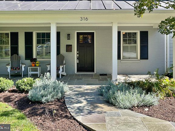 4th image of 316 W Rosemary Ln