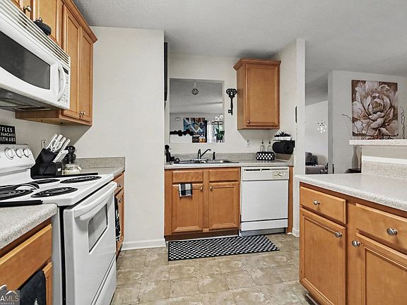 4th image of 1763 Fielding Way
