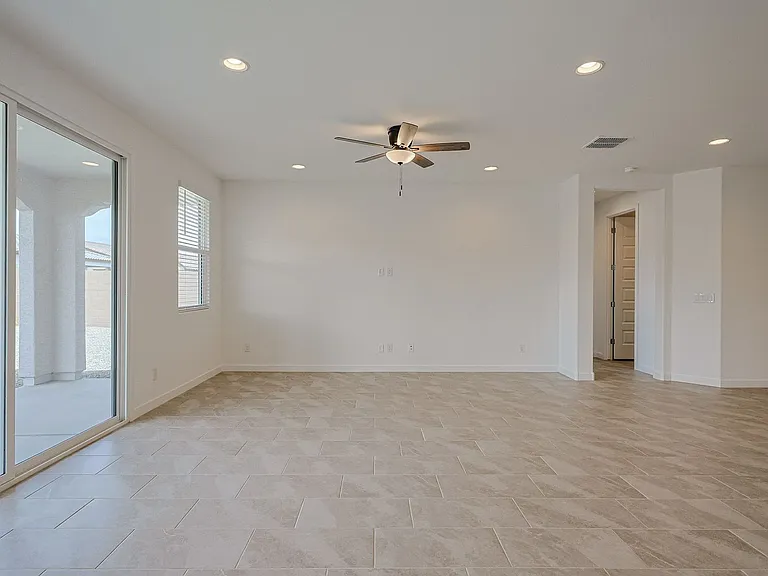 7832 W Hide Trl — Photo 13
