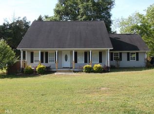 80 Adams Place Dr, Royston, GA 30662