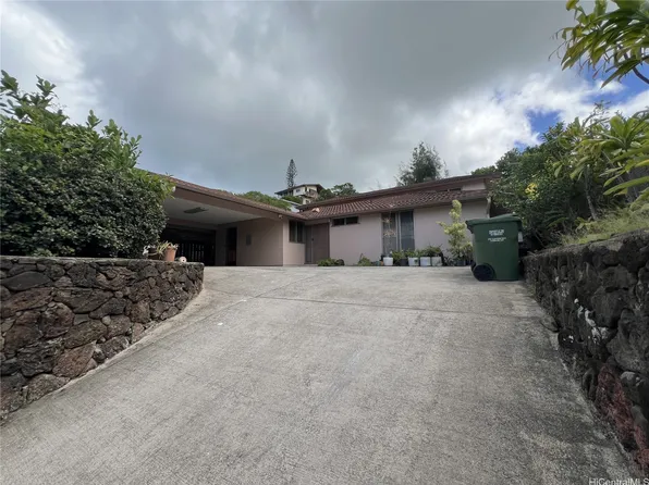 1536 Kina St, Kailua, HI 96734