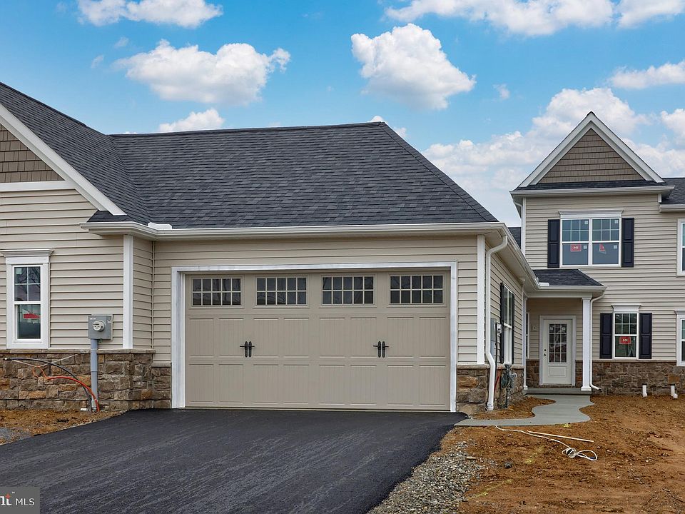 2nd image of 394 Meadow Rose Dr #209
