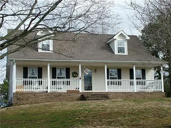 1027 Davidson Dr, Clarksville, TN 37040