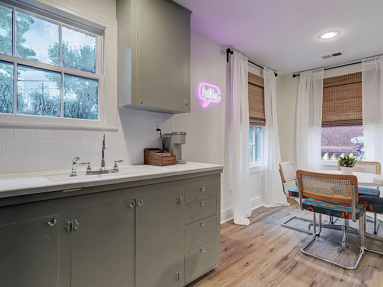 417 Sue St #2 — Photo 6