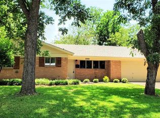 6908 Jewell Ave, Fort Worth, TX 76112