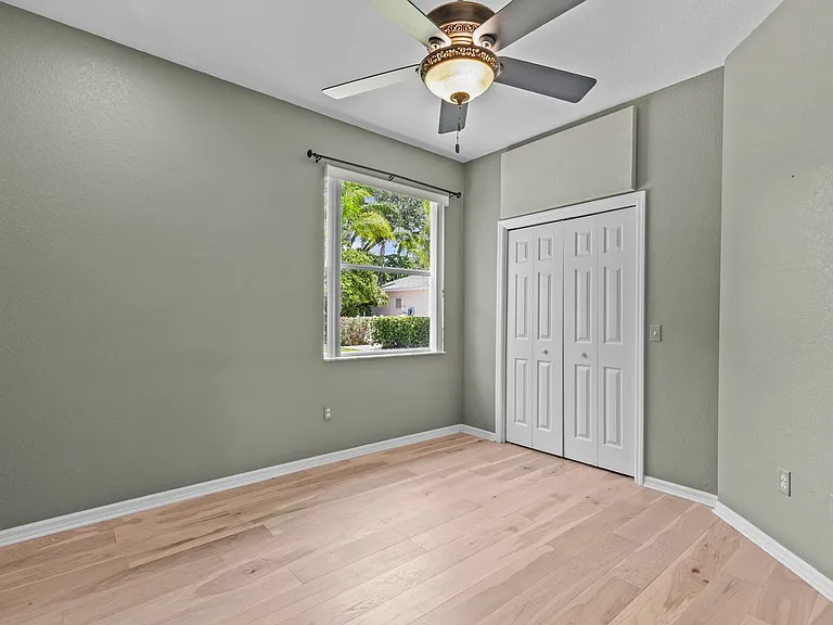 2663 Eagle Greens Dr — Photo 11