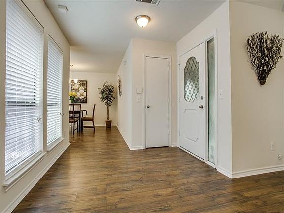 4th image of 3201 Bandolino Ln