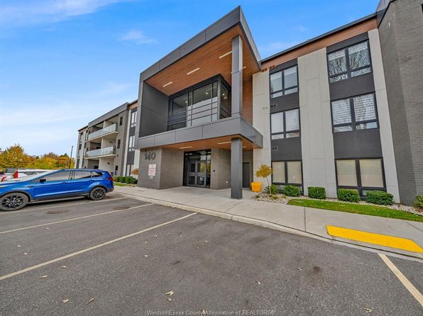 140 Main St E #309, Kingsville, ON N9Y 1A6