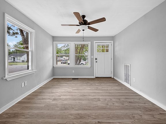 4th image of 900 Partridge Ave