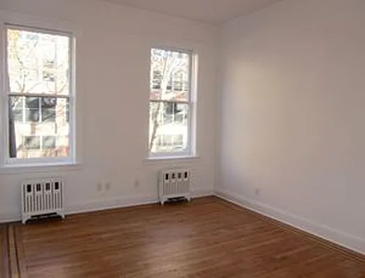 Rented by Compass | media 7