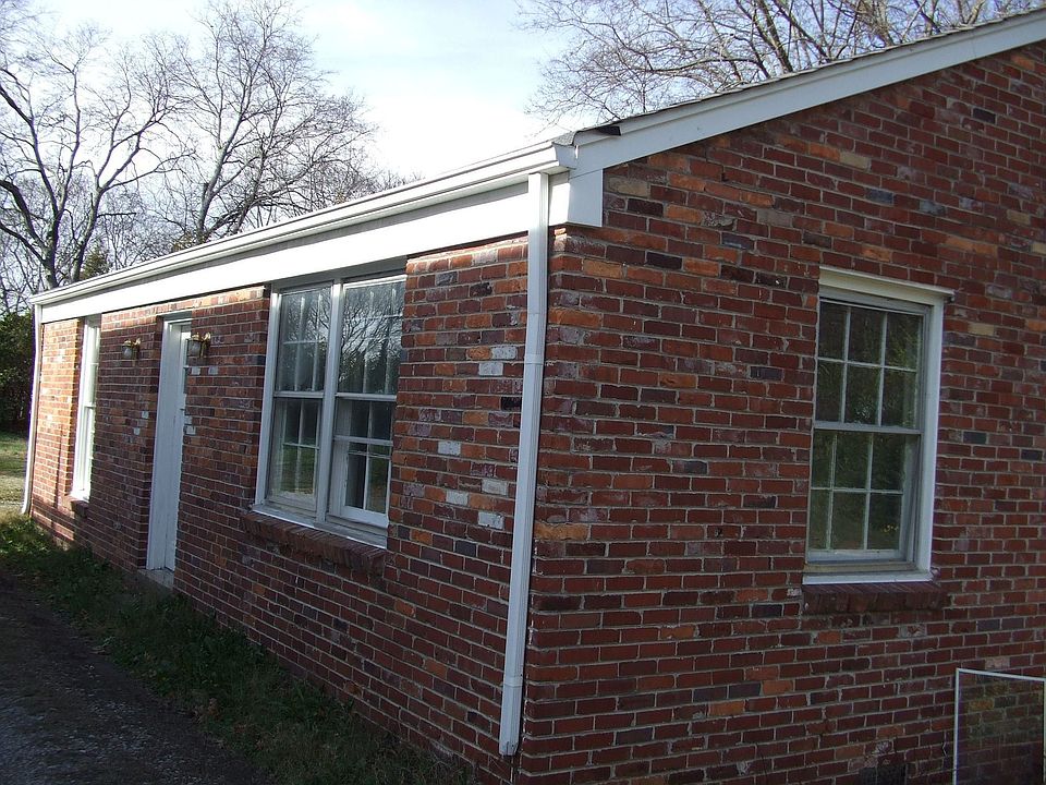 side entry to both units