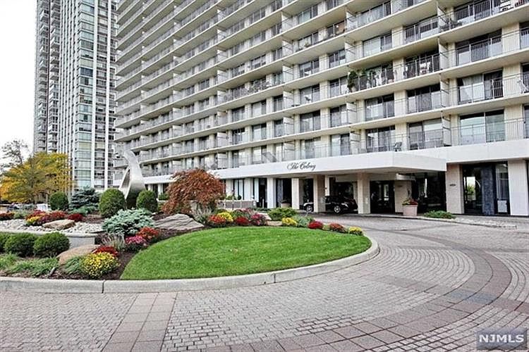 1st image of 1530 Palisade Ave APT 26K