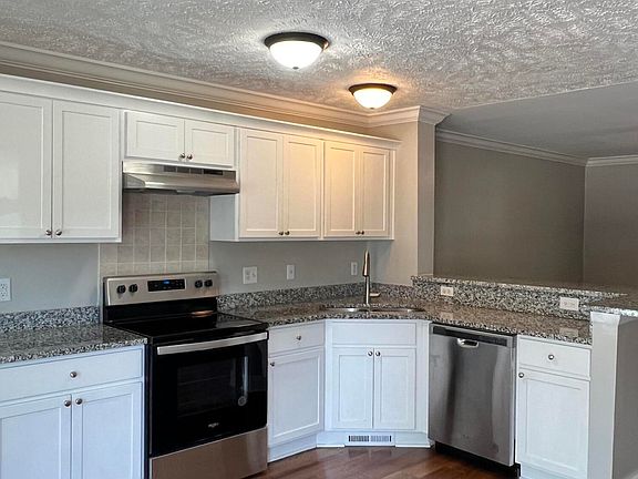 3rd image of 8589 Lake Marion Dr #600