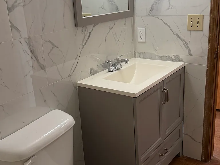 467 Stratford Way #3 — Photo 10