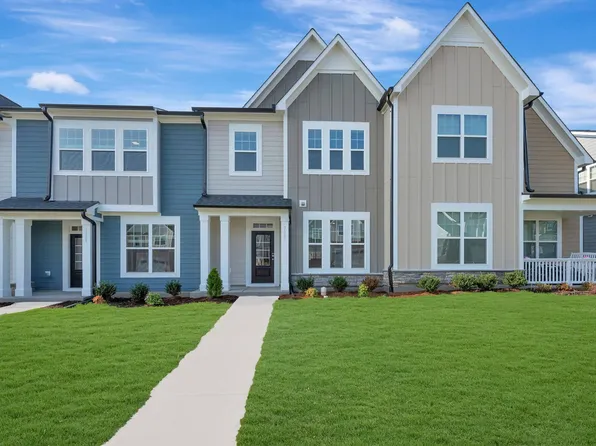 3123 Cathedral Comb Dr, Apex, NC 27502