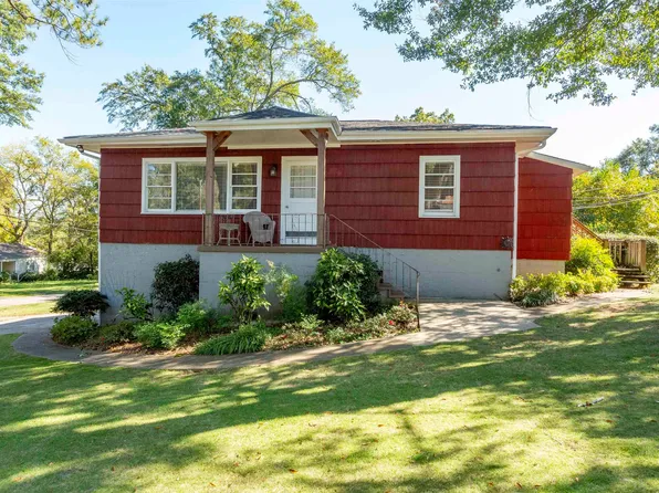 1817 1/2 29th Ave, Bessemer, AL 35023