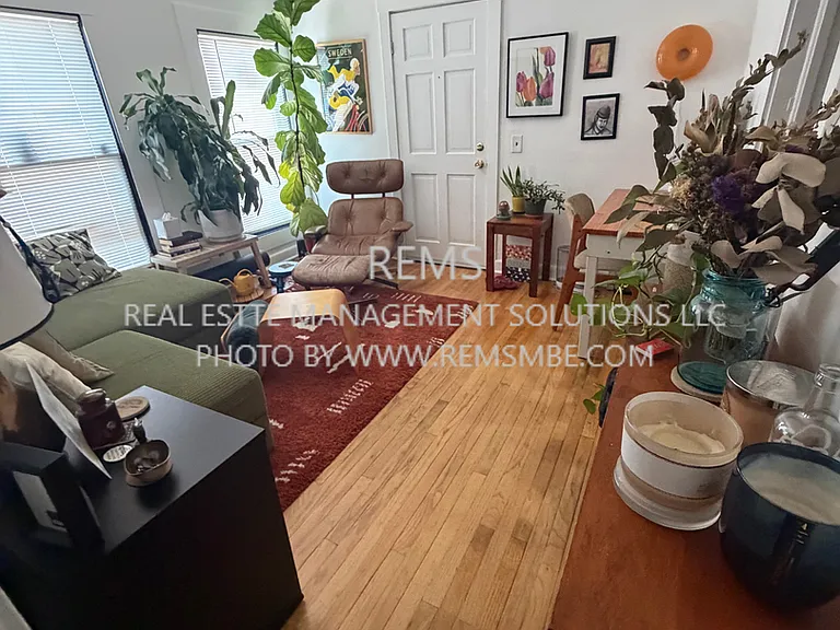 813 Williamson St — Photo 1