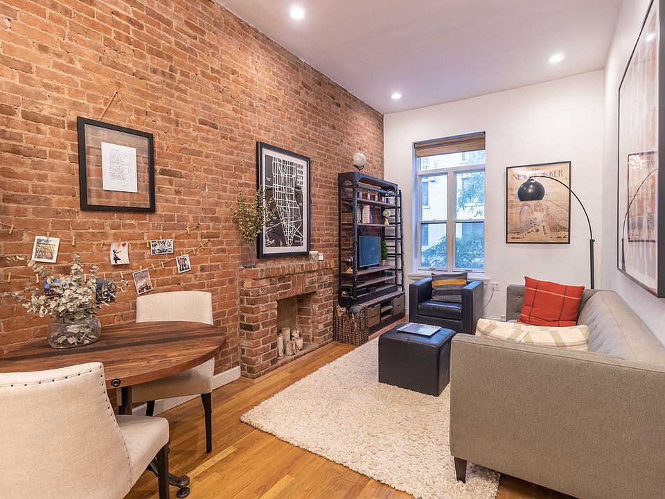 1st image of 110 W 71st St APT 2A