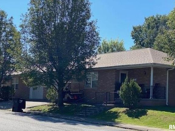 3rd image of 521 Ogara St