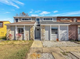 2817 Hunt Club Ln, Orlando, FL 32826