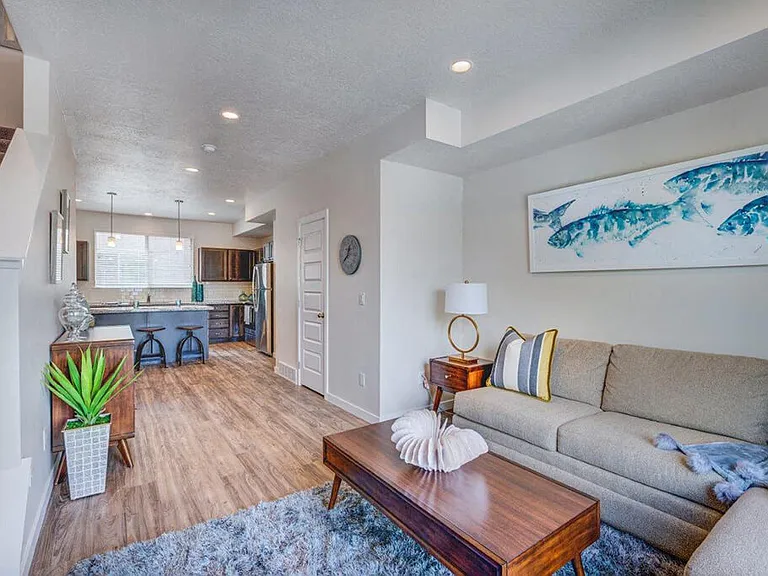 Brixton — Photo 29