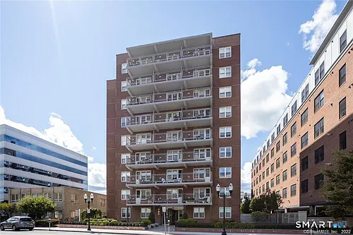 700 Summer St #2E Photo 1