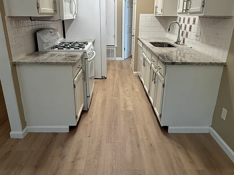 2704 Crownspoint Dr — Photo 14