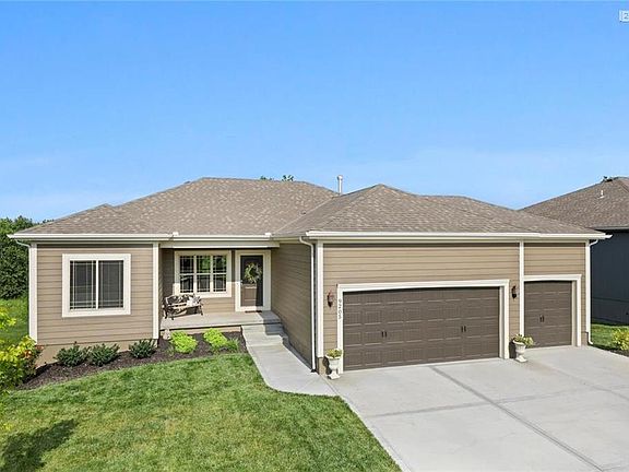 This traditional ranch style home is like-new and less than 2 years old