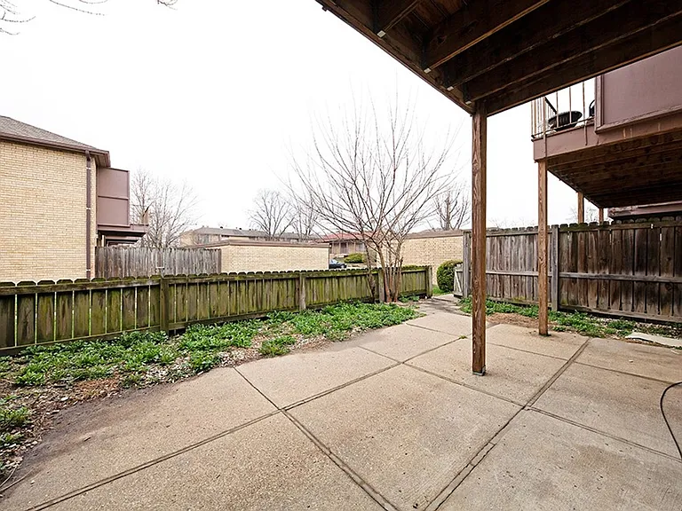 The Maywood at Speedway — Photo 65