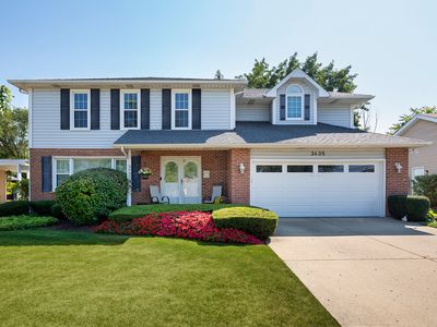 3435 Harris Dr, Northbrook, IL, 60062