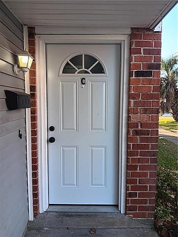 1st image of 3672 Martinique Ave APT C