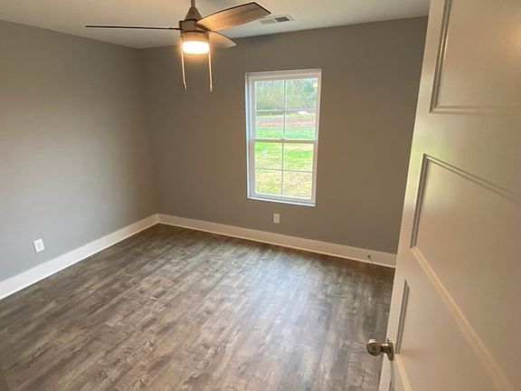5th image of 1775 E Pitts Ln