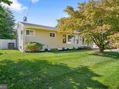 908 Bradley Dr, Wilmington, DE, 19808