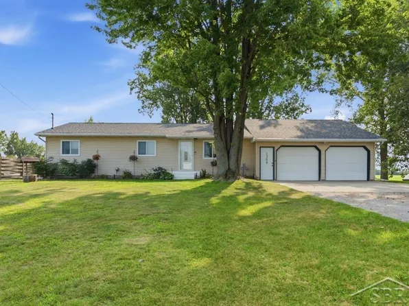 1309 Carter Rd, Midland, MI 48642