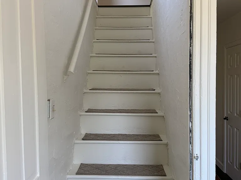 883 Washington St — Photo 17