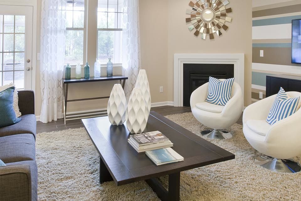 2nd image of 677 Wickham Ridge Rd #147