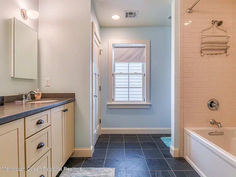 26 Atlantic Ave — Photo 30