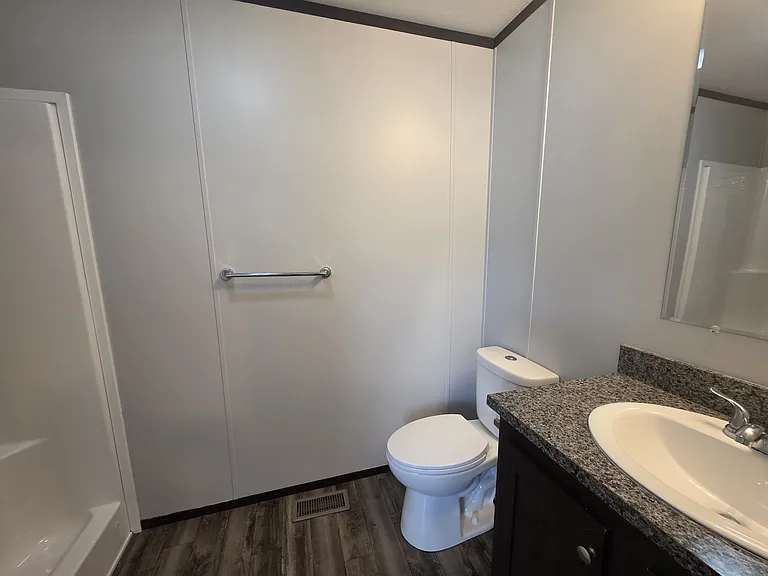 700 W Ridgeway Ave #445 — Photo 6