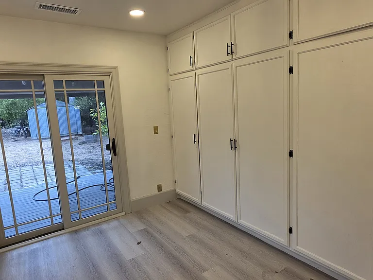 41620 Beatrice St — Photo 15