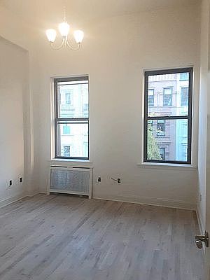 5th image of 318 W 88th St #4B