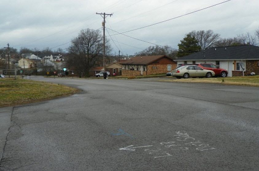 2nd image of 1508 Pineview Dr